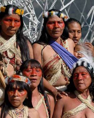 Indígenas maká hoy
reducidos a un millar